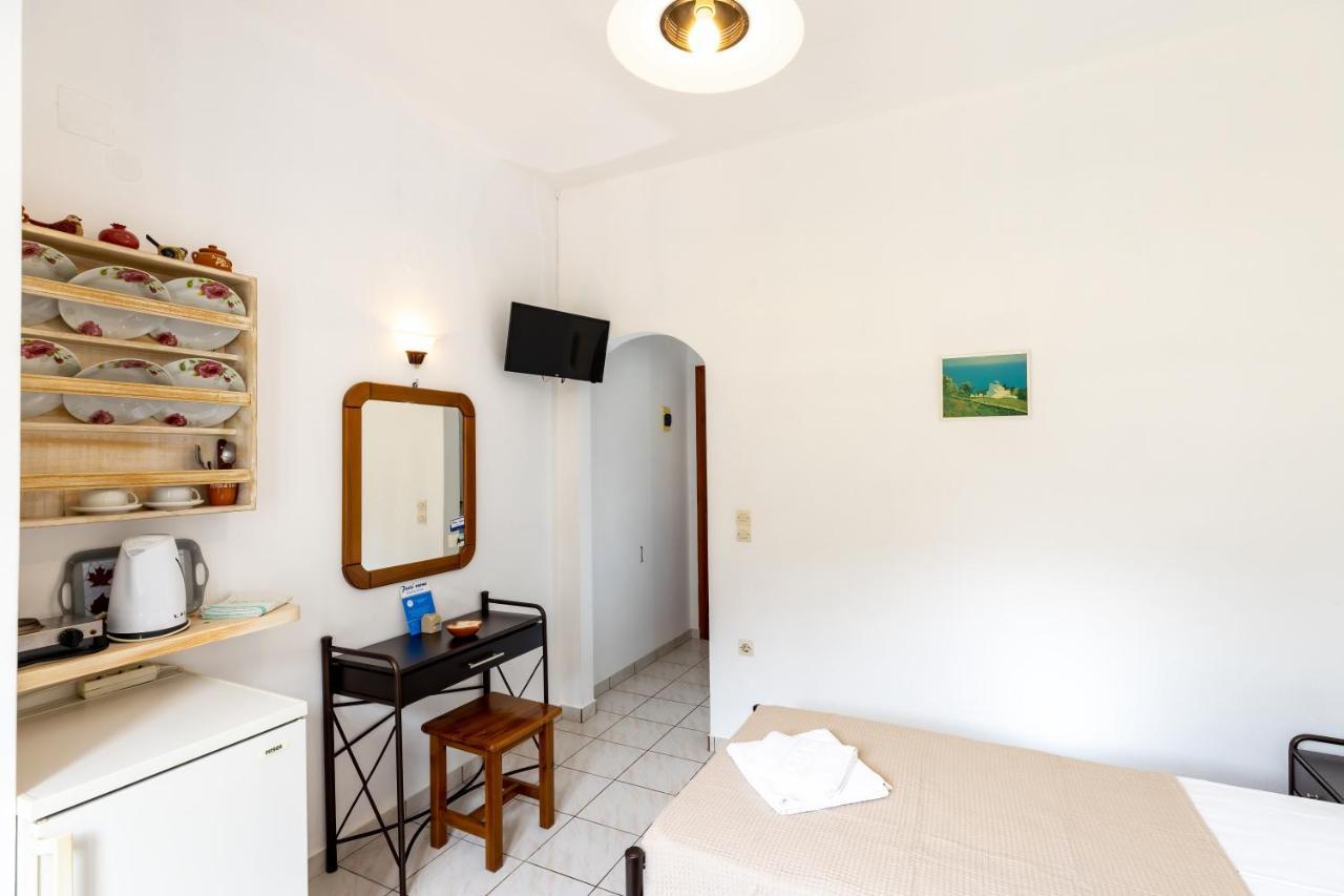 Peris Rooms Kamares  Екстер'єр фото